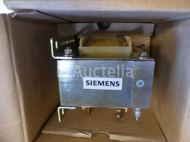 Transformator - siemens - afbeelding 1 van  4