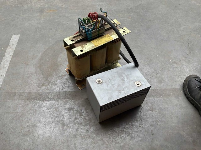 Transformator (2x) - afbeelding 5 van  7
