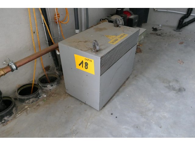 Transformator 3x 240 v / 3x 400 v - afbeelding 1 van  5