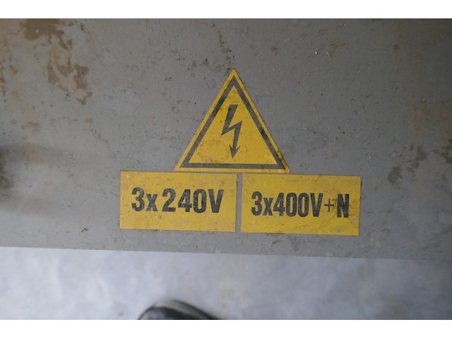 Transformator 3x 240 v / 3x 400 v - afbeelding 3 van  5