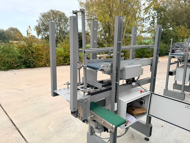 Transnorm complete koekjes transport-en verpakkingslijn - afbeelding 66 van  75