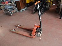 Transpallet bt lifter rood - afbeelding 6 van  7
