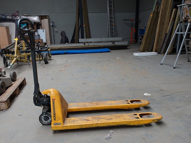 Transpallet jungheinrich - afbeelding 1 van  5