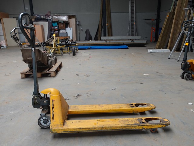 Transpallet jungheinrich - afbeelding 1 van  5