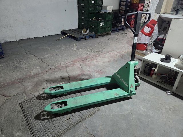 Transpallet mitsubishi - afbeelding 1 van  3