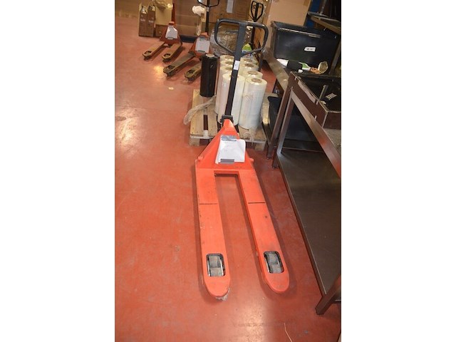 Transpallet rood - afbeelding 2 van  5