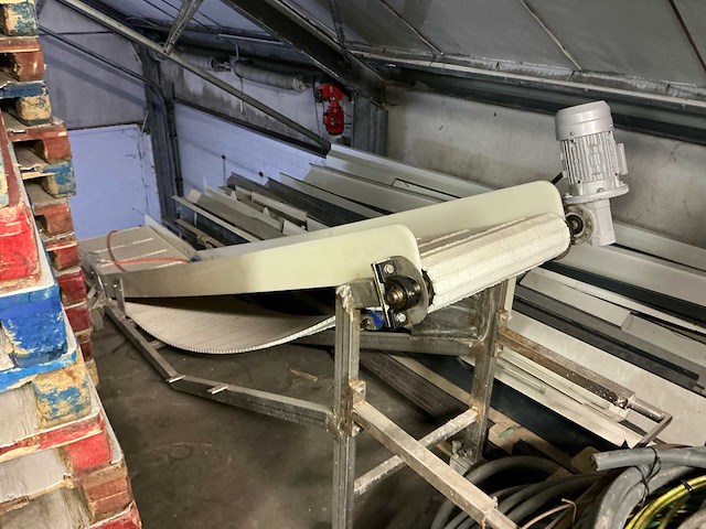 Transportband mobiel voor aardappelen. transportband - afbeelding 1 van  2