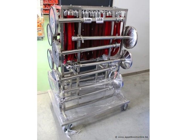 Transportkar inhoudend 14 rvs afsluitpaaltjes - afbeelding 1 van  3