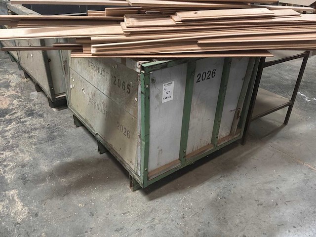 Transportkar met inhoud (5x) - afbeelding 1 van  3