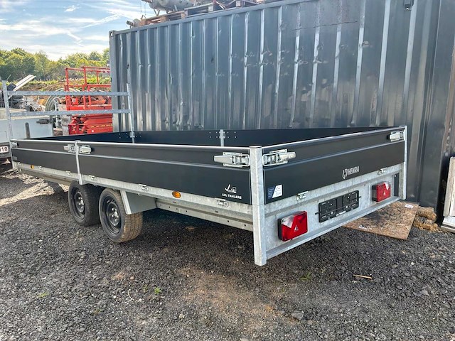 Transporttrailer - afbeelding 1 van  3