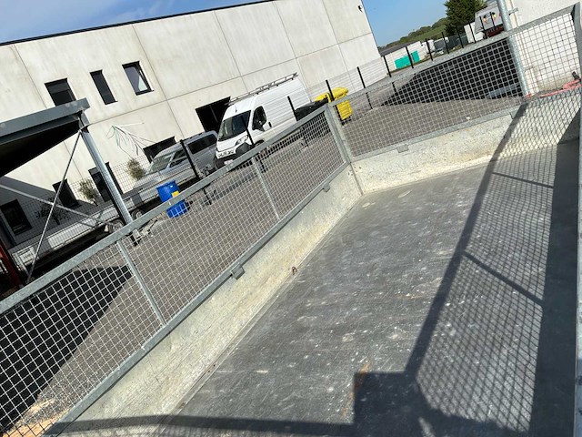 Transporttrailer - afbeelding 6 van  10