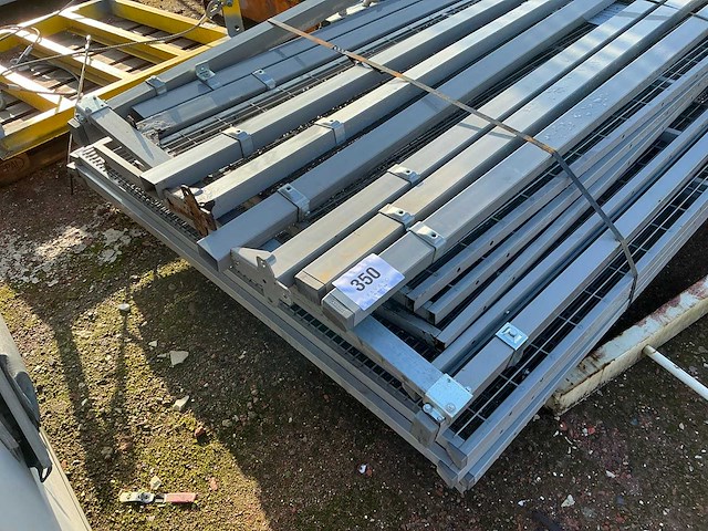 Traox gedemonteerde afrastering - afbeelding 2 van  4