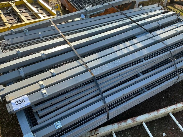 Traox gedemonteerde afrastering - afbeelding 3 van  4