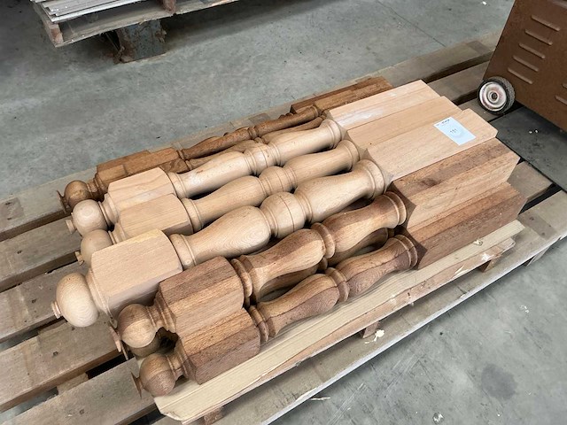 Trap balusters (13x) - afbeelding 1 van  5