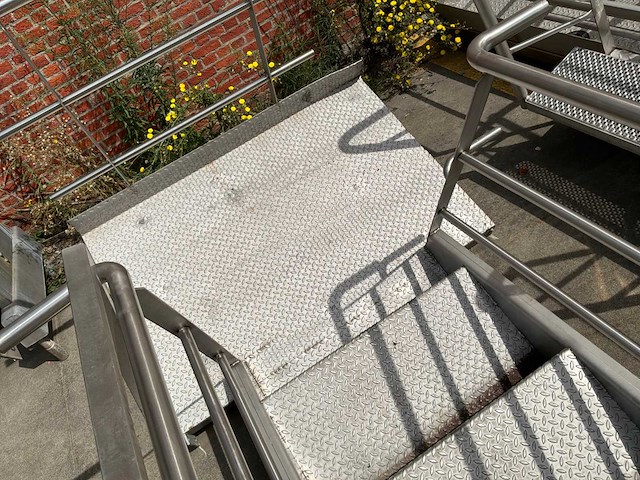 Trap, ladder en platform - afbeelding 4 van  8