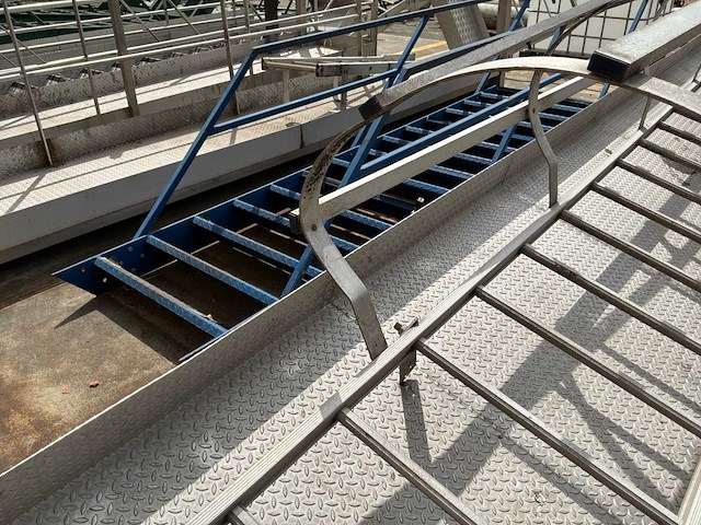 Trap, ladder en platform - afbeelding 8 van  8