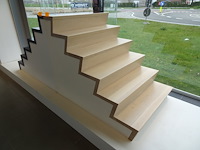 Trap - afbeelding 2 van  3