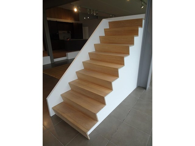 Trap - afbeelding 2 van  4