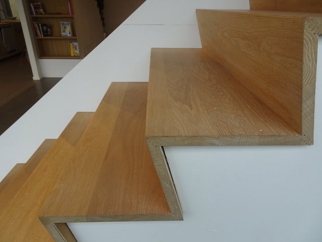 Trap - afbeelding 3 van  4