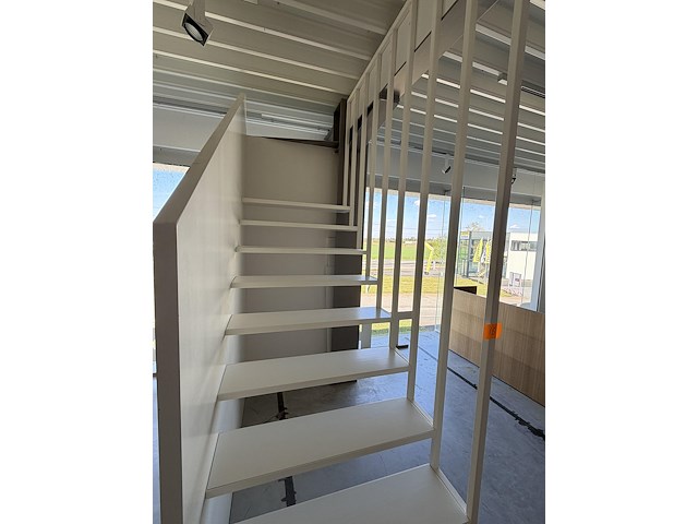 Trap - afbeelding 3 van  3