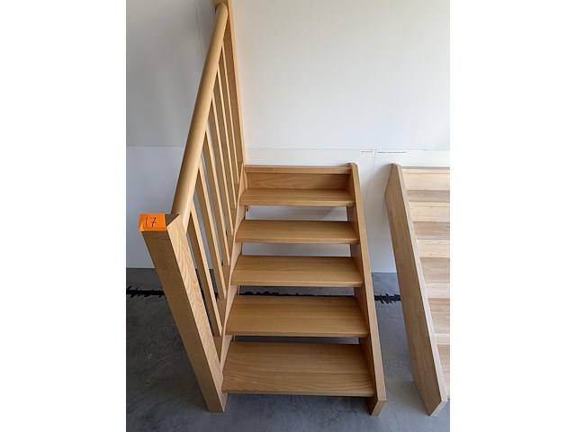 Trap - afbeelding 1 van  3