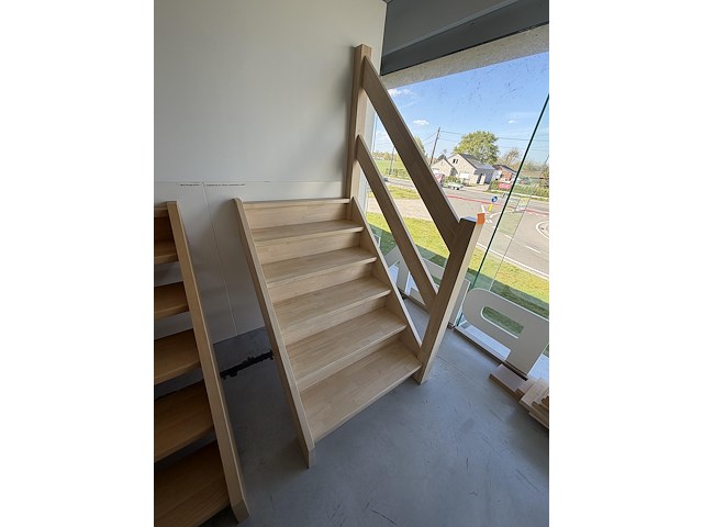 Trap - afbeelding 2 van  3