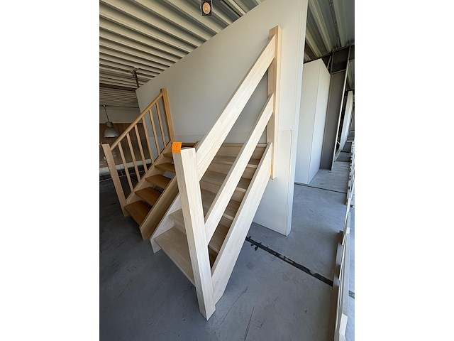 Trap - afbeelding 3 van  3