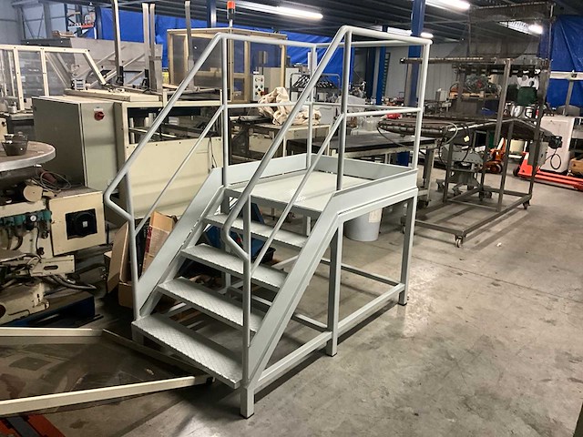 Trap - afbeelding 1 van  4