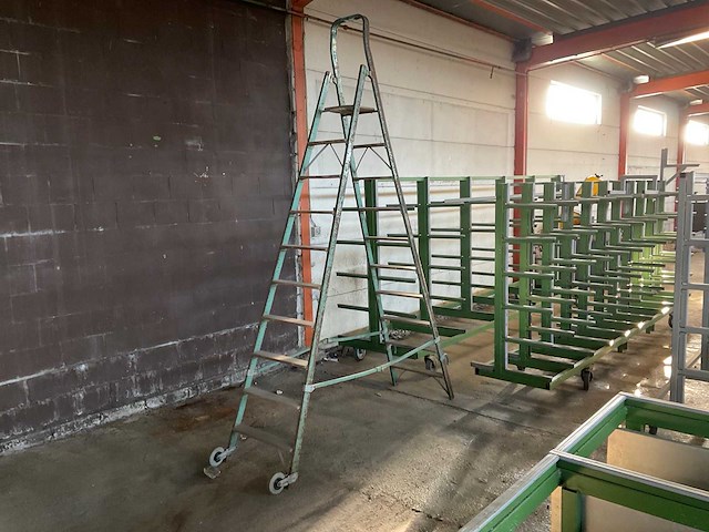 Trap - afbeelding 1 van  1