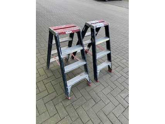Trapladder - (2x) - afbeelding 1 van  2
