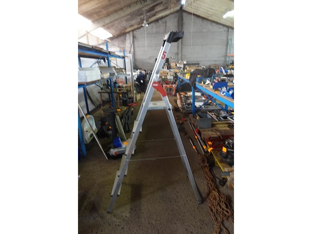 Trapladder 4 treden - afbeelding 1 van  3