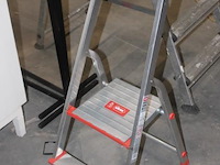 Trapladder, altrex, steddy s 502, max 150 kg - afbeelding 1 van  2