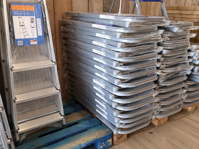 Trapladder (plm 29) - afbeelding 1 van  3