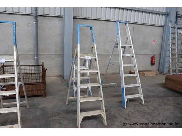 Trapladder, solide - afbeelding 1 van  2