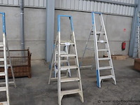 Trapladder, solide - afbeelding 1 van  2