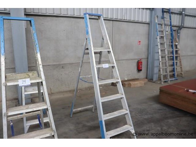 Trapladder solide - afbeelding 1 van  2