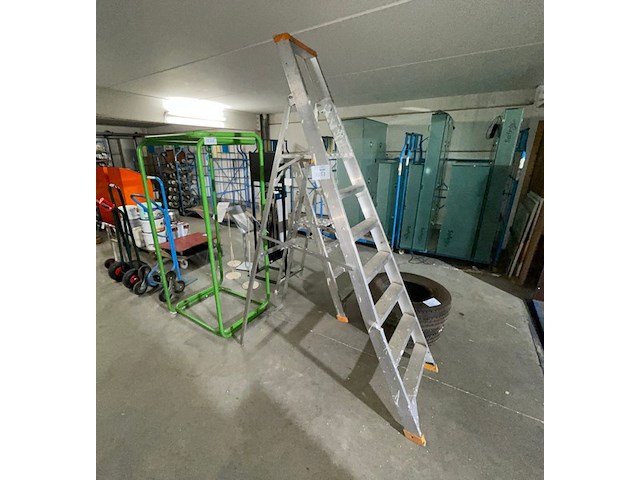 Trapladder - afbeelding 1 van  3