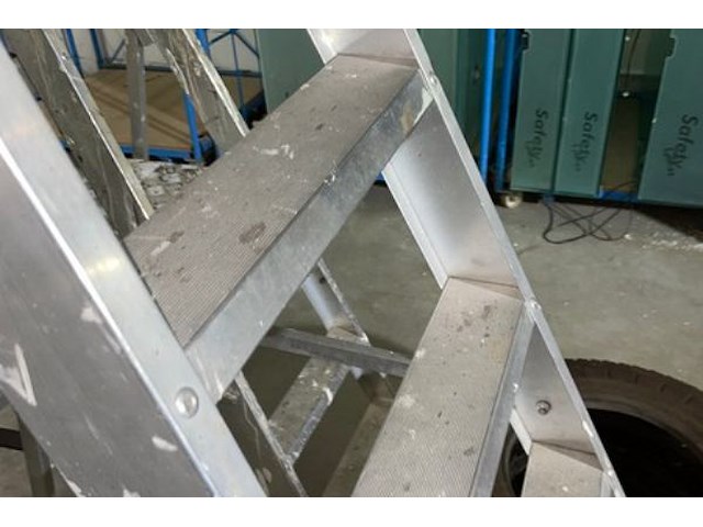 Trapladder - afbeelding 3 van  3