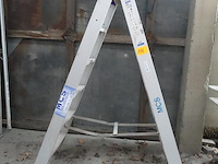 Trapladder - afbeelding 1 van  2