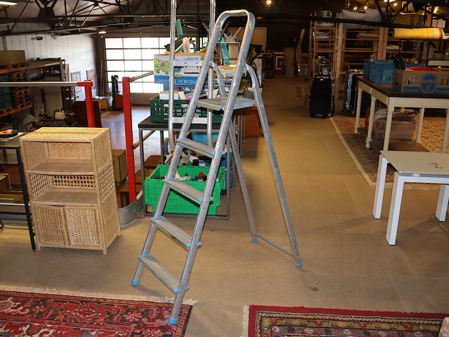 Trapladder - afbeelding 1 van  2