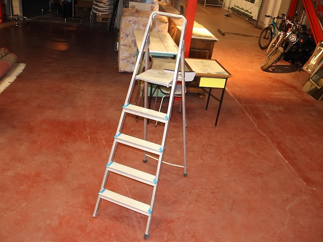 Trapladder - afbeelding 2 van  3