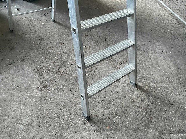 Trapladder - afbeelding 3 van  5