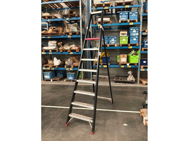 Trapladder - afbeelding 1 van  4
