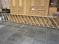 Trapleuning - afbeelding 1 van  3