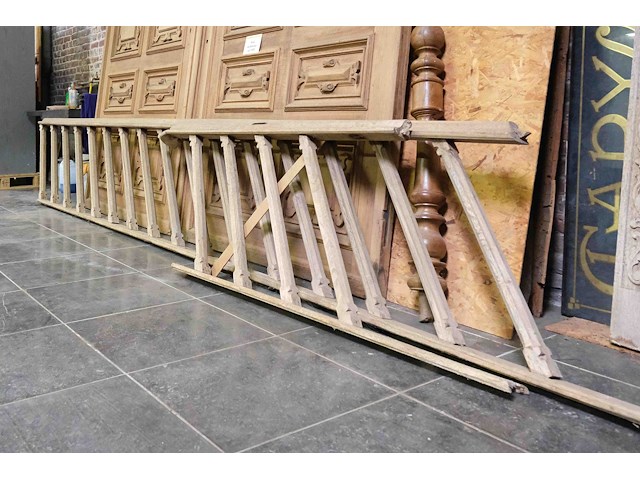 Trapleuning - afbeelding 2 van  3