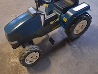 Traptractor in goede staat l 920 mm b 540 mm h 600 mm - afbeelding 1 van  4