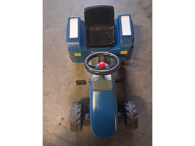 Traptractor in goede staat l 920 mm b 540 mm h 600 mm - afbeelding 3 van  4