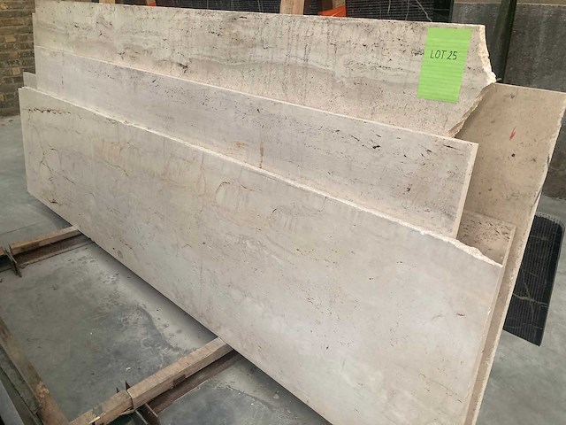 Travertin open bruut - afbeelding 1 van  3