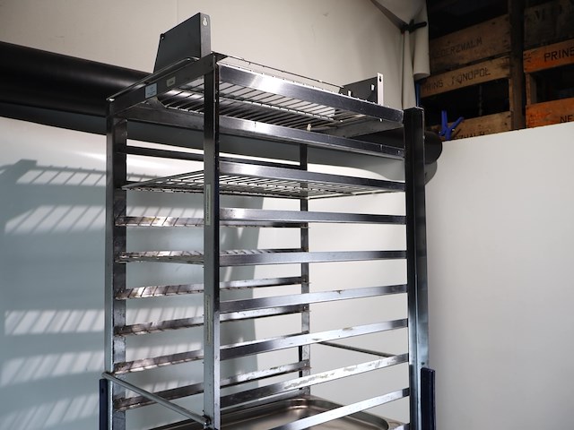 Tray trolley rvs op wielen - afbeelding 2 van  5
