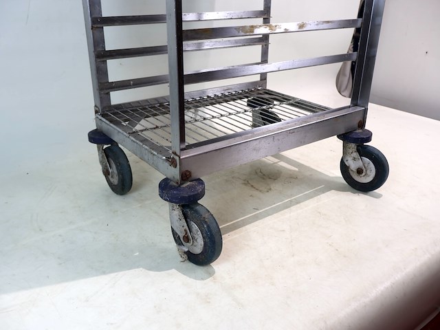 Tray trolley rvs op wielen - afbeelding 3 van  5